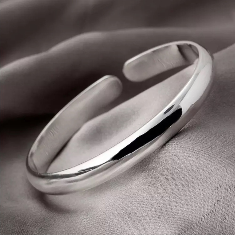 𝅺🎉RESTOCKED 💎New 925 Sterling Silver Simple Cuff Bracelet